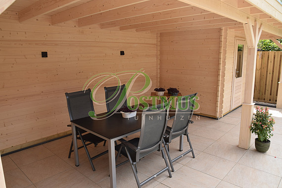 Blokhut met veranda