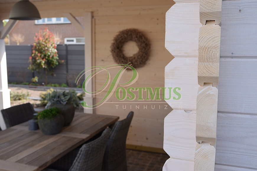 Blokhut met veranda