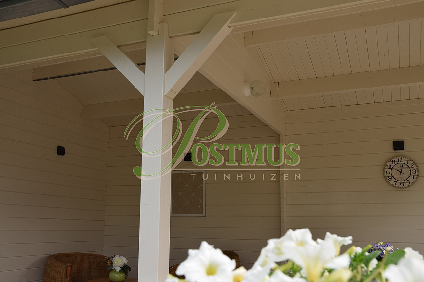 Tuinhuis met veranda