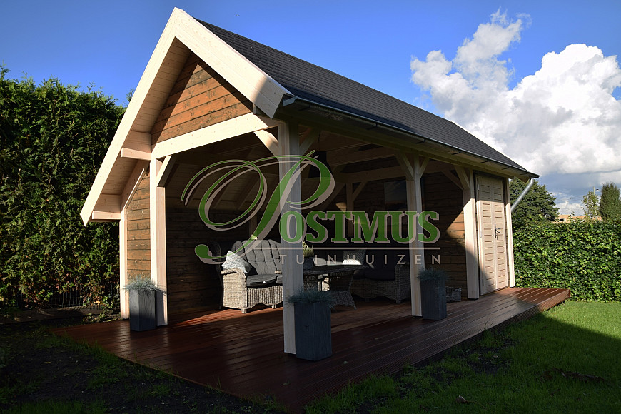 Tuinhuis met overkapping