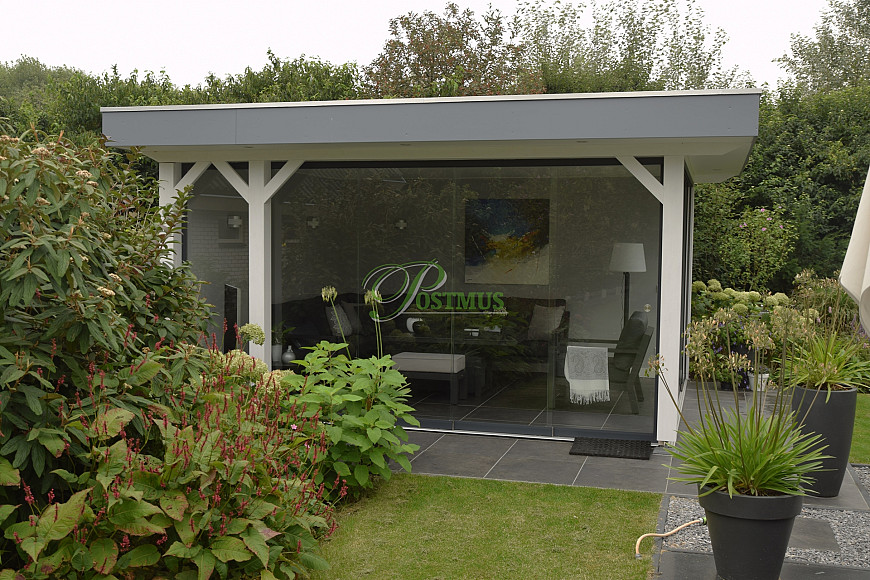 Veranda met glazenwand