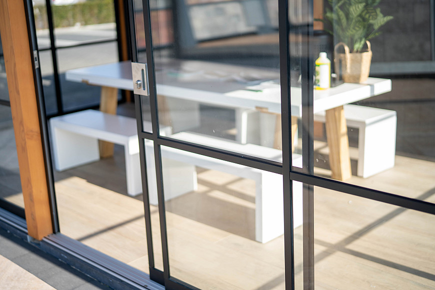 Showroom Valkenburg, veranda in een nieuwe stijl