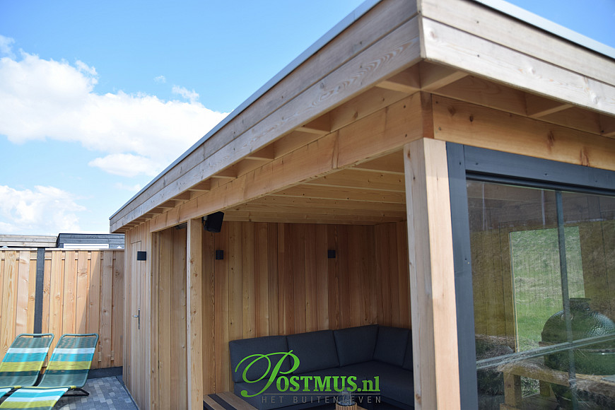 Deze veranda is klaar voor de zomer