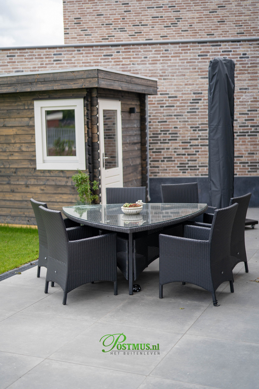Fijn tuinhuis met plat dak
